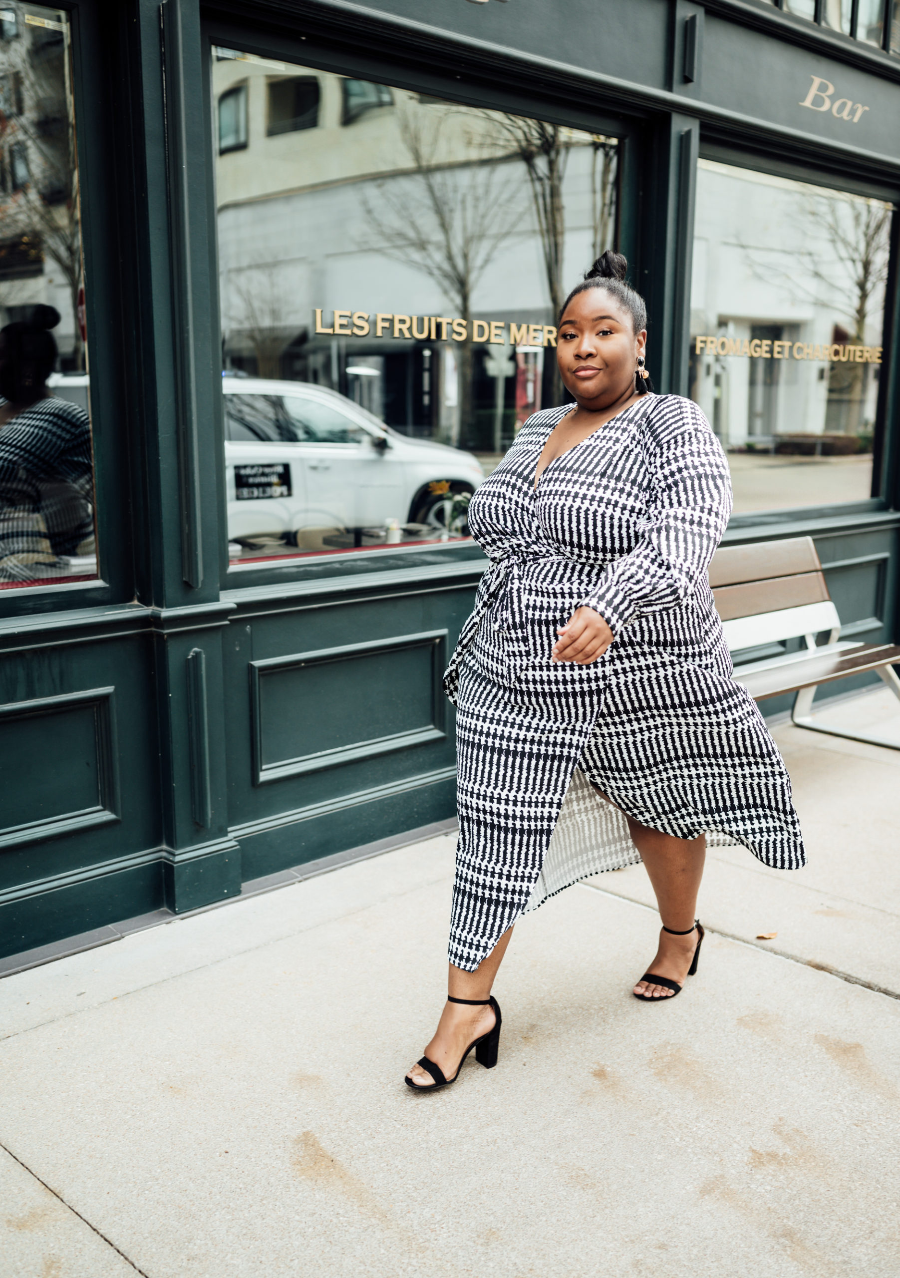 Plus Size Wrap Dress for my Apple Body Shape - From Head To Curve