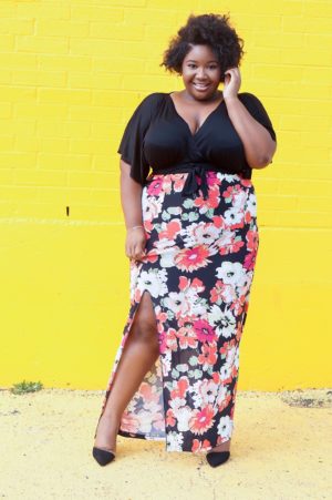 How to Wear Dark Floral Prints - From Head To Curve