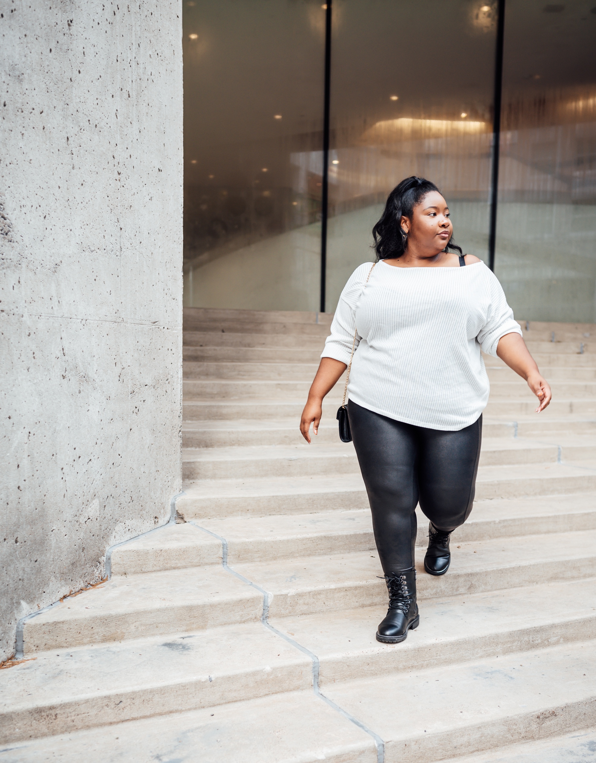 Styling my BEST faux leather pants and leggings for curvy girls