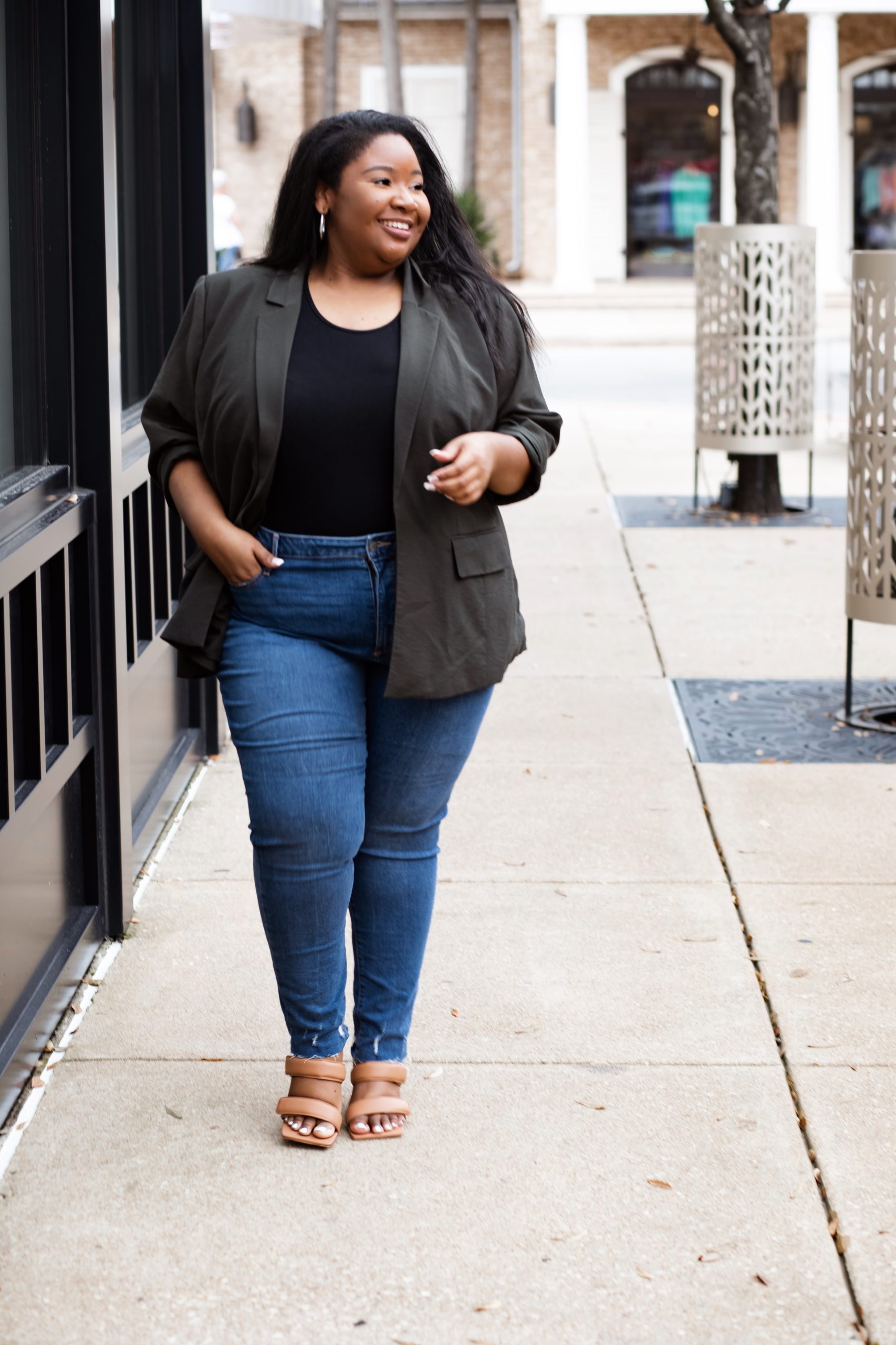 Plus Size Work Wear Essentials From Head To Curve